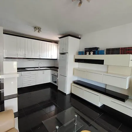 Acapulco Апартаменты Адехе